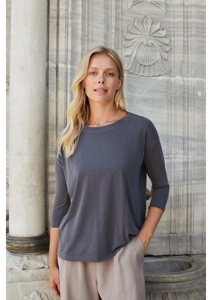 Kadın Kaliteli Modal Esnek Kumaş Geniş Sıfır Yaka Kapri Truvakar Kol Hafif Salaş Bluz-Antrasit