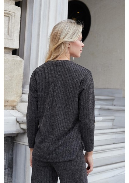 Kadın Simli Kaşkorse V Yaka Düşük Omuzlu Uzun Kol Yırtmaçlı Bluz -Antrasit fiyatları