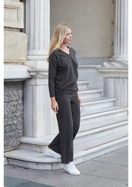 Kadın Simli Kaşkorse V Yaka Düşük Omuzlu Uzun Kol Yırtmaçlı Bluz -Antrasit indirimleri