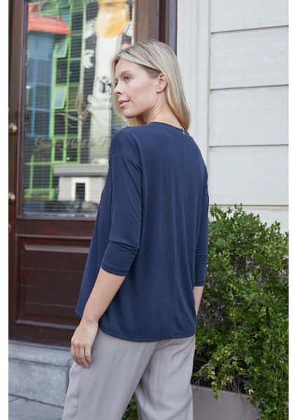 Kadın Kaliteli Modal Esnek Kumaş Geniş Sıfır Yaka Kapri Truvakar Kol Hafif Salaş Bluz-Lacivert fırsatları