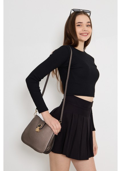 Kadın Kilit Kapamalı Üçbölmeli Çarpraz Askılı Omuz Çantası indirimleri