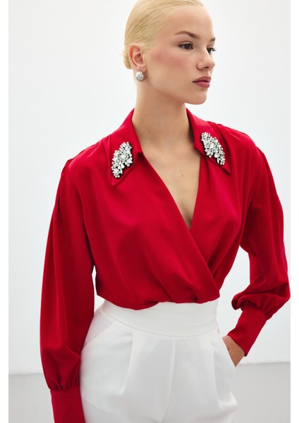 Aksesuar Detaylı Bodysuit Bluz - Kırmızı