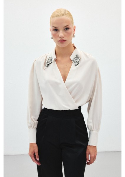 Aksesuar Detaylı Bodysuit Bluz - Bej modelleri