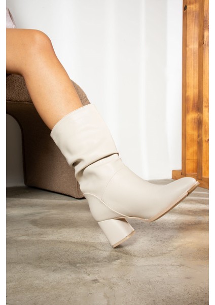 Günlük Kadın Dizaltı Çizme Körüklü Kalın Yüksek Topuklu Fermuarsız Tay Tüylü Astar Bot Bootie 2430