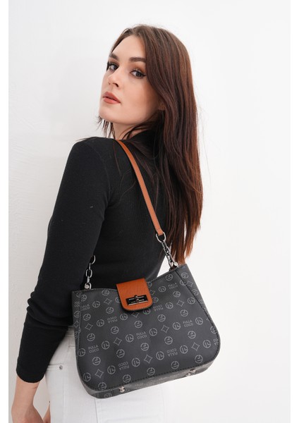 Kadın Üç Bölmeli Kilit Kapamalı Monogram El Omuz Çantası