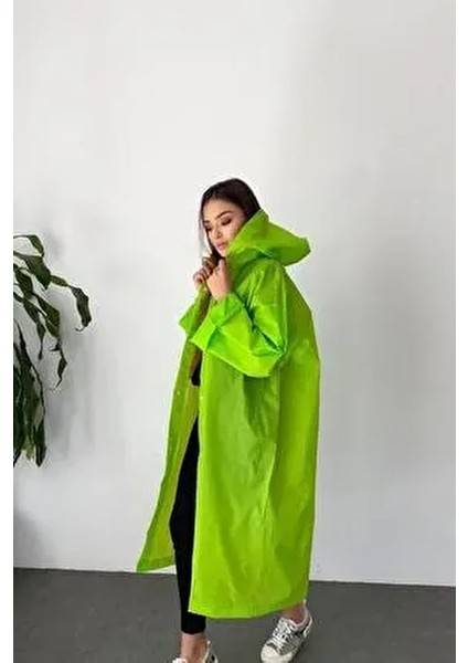 Kadın Yeşil Çıt Çıt Detay Şeffaf Yağmurluk fiyatları