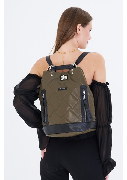 Gri Kapitone Nakışlı Büzgülü Kadın Sırt Çantası