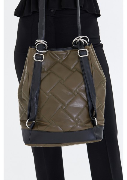 Gri Kapitone Nakışlı Büzgülü Kadın Sırt Çantası