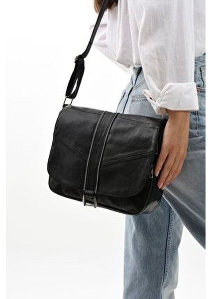 Hakiki Deri Büyük Boy Çapraz ve Omuz Çantası fiyatları