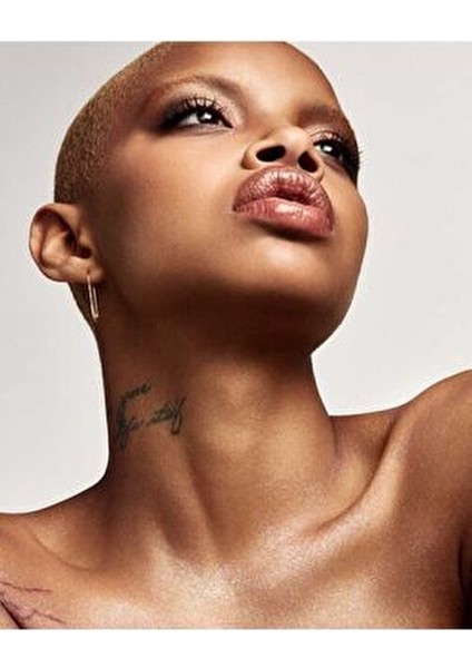 Bomb All-Over Diamond Aydınlatıcı Veil 8 G modelleri