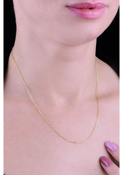 925 Ayar Gümüş Altın Yaldızlı Zarif Tasarım Kolye Zinciri – Şık, Dayanıklı ve Uzun Ömürlü