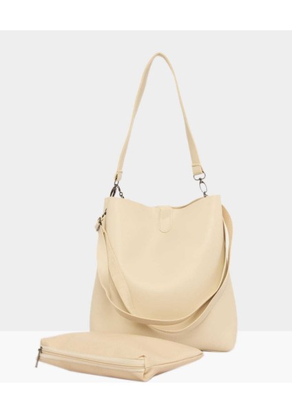 Siyah Kadın Biritli Mıknatıs Çıtçıtlı Çanta M000002770