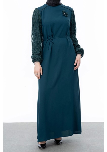 Garni Kumaşlı Broşlu Elbise - Zümrüt fiyatları