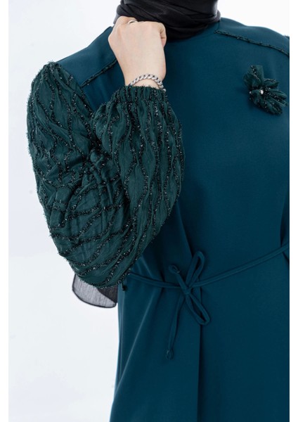 Garni Kumaşlı Broşlu Elbise - Zümrüt indirimleri