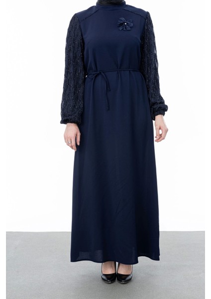 Garni Kumaşlı Broşlu Elbise - Lacivert