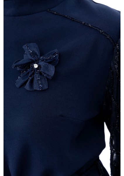 Garni Kumaşlı Broşlu Elbise - Lacivert indirimleri