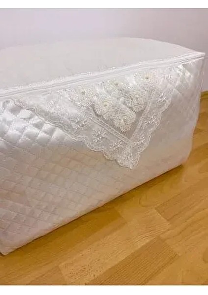 Incili Saten Beyaz Kazak Hurcu Kapitoneli Çeyizlik Bohçalık 30X40X20