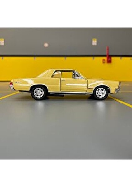 Pontiac Gto 1965 1/36 Ölçek *c&c Model Garage* Çek Bırak Diecast Metal Model Oyuncak Araba