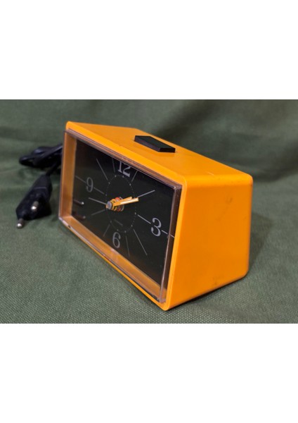 Siemens Elektrikli Masa Saati 13 cm 7 cm 7,5 cm Ölçülerinde modelleri