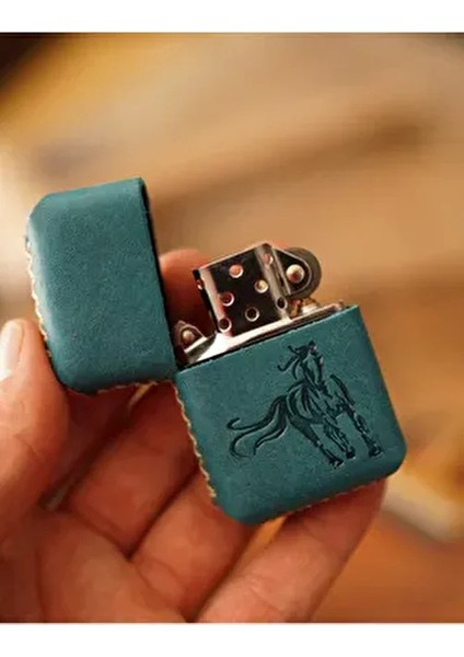 El Yapımı Zippo Çakmak Hakiki Deri Kılıf ile Şık ve Taşınabilir Rüzgar Geçirmez modelleri