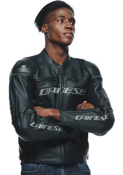 Racing 4 Siyah Dana Derisi Motosiklet Ceketi – Yansıtıcı Detaylı, Spor ve Şehir Sürüşüne Uygun