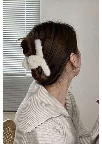 Kadın Krem Peluş Xl Mandal Toka fiyatları