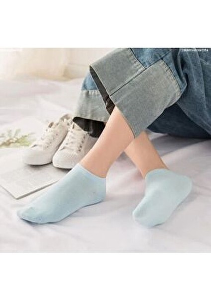 Kadın Patik Çorap Esnek Örme Kumaşla Günlük Kullanıma Uygun Düz Desen 8'li Paket indirimleri
