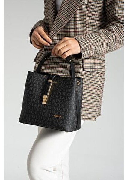 Siyah Renk Orta Boy Kapitone Desenli Geniş Askılı Günlük Şık Kadın Omuz Çantası 23X18 cm