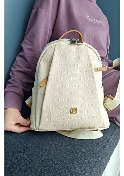 Kadın Krem Gofraj Baskılı Sırt Çantası ve Cüzdan Kombini modelleri