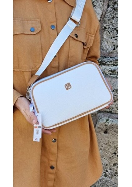 Beyaz Kadın 6 Gözlü Çapraz Çanta Suni Deri Şık Görünüm Basic Koleksiyonu