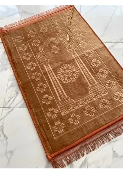 Lüks Kalın Yumuşak Peluş Kaymaz Taban Özellikli Hediyelik Çeyizlik Seccade Tesbih