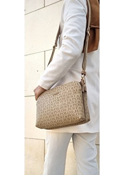 Kadın Kum Badybag ve Cüzdan Kombini modelleri