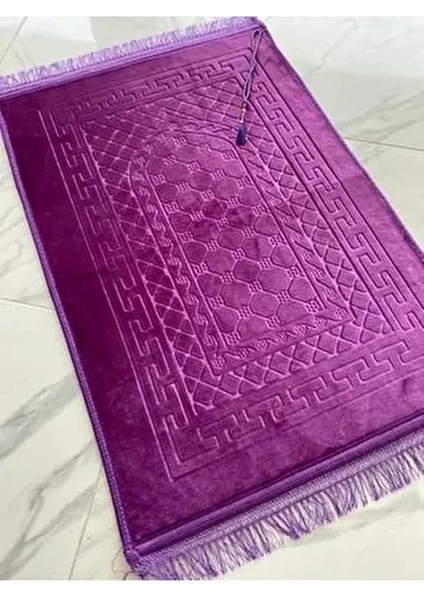 Lüks Kalın Yumuşak Peluş Kaymaz Taban Özellikli Hediyelik Çeyizlik Seccade Tesbih