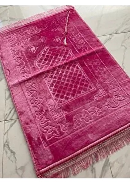 Lüks Kalın Yumuşak Peluş Kaymaz Taban Özellikli Hediyelik Çeyizlik Seccade Tesbih