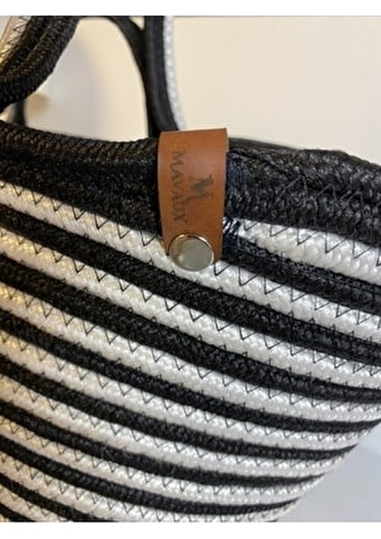 Zebra Desenli Jüt Plaj Çantası Vegan Materyal ile Şık Tasarım 0-15 lt Kapasite fırsatları