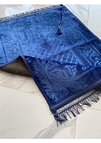 Lüks Kalın Yumuşak Peluş Kaymaz Taban Özellikli Hediyelik Çeyizlik Seccade Tesbih fiyatları