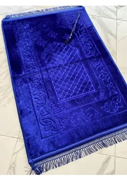 Lüks Kalın Yumuşak Peluş Kaymaz Taban Özellikli Hediyelik Çeyizlik Seccade Tesbih