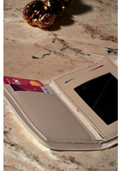 Kadın Yumuşak Derili Çıtçıtlı ve Fermuarlı Şık Vizon Cüzdan Kartlık Aksesuar fırsatları