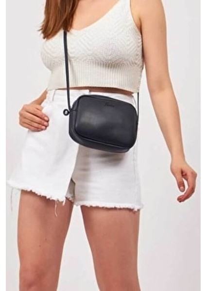 Kadın Orijinal Urban Çapraz Askılı Fermuarlı Ayarlanabilir Askılı Yazlık El Kol ve Omuz Çantası
