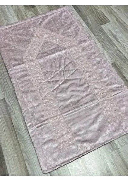 Fransız Güpür Işlemeli Kadife Çeyizlik Gelin Seti Seccadesi