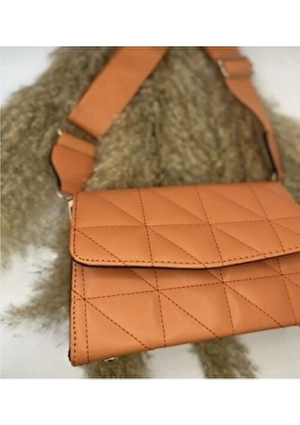 Kadın Turuncu Kapitone Suni Deri Çapraz Omuz Çantası Basic Koleksiyon Ayarlanabilir Askılı fırsatları