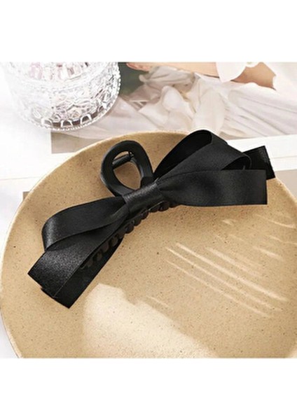 Kadın Siyah Saten Kuyruklu Fiyonk Mandal Toka fiyatları