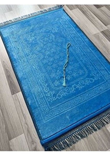 Lüks Kalın Yumuşak Peluş Kaymaz Taban Özellikli Hediyelik Çeyizlik Seccade Tesbih fırsatları