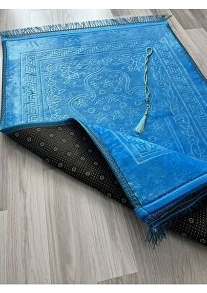 Lüks Kalın Yumuşak Peluş Kaymaz Taban Özellikli Hediyelik Çeyizlik Seccade Tesbih indirimleri