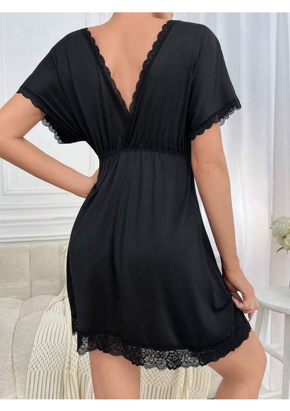 Kadın Siyah Yarasa Kol ve Dantel Detaylı Gecelik Chic fırsatları