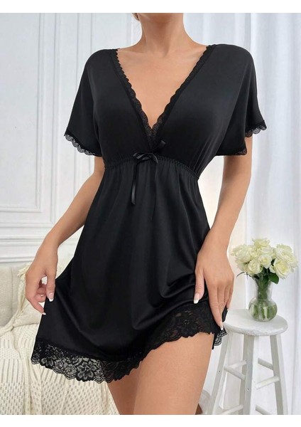 Kadın Siyah Yarasa Kol ve Dantel Detaylı Gecelik Chic