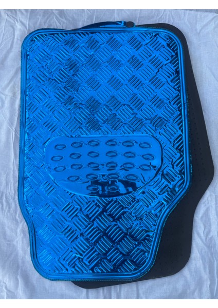 Tüm Araçlara Uyumlu Oto Paspas