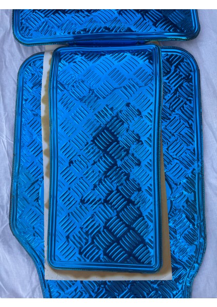 Tüm Araçlara Uyumlu Oto Paspas