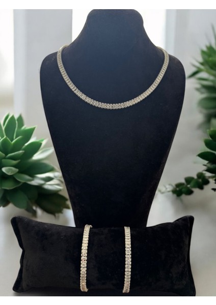 Baget Taşlı Çelik Takı Seti CNS087