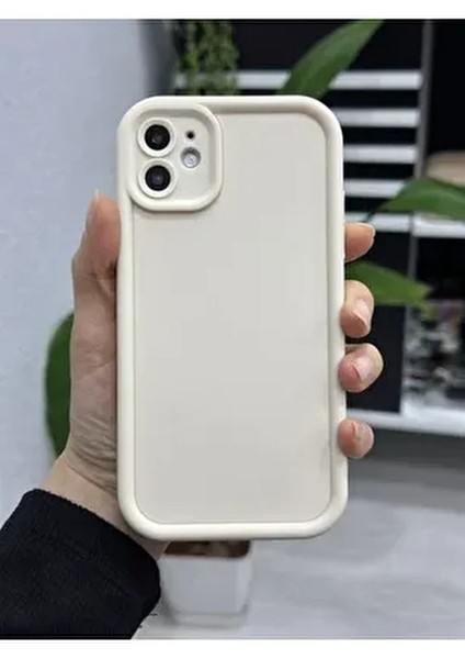 Iphone 11 Uyumlu ( 12 Görünümlü Köşeli ) Darbe Önleyici Mat Lansman Silikon Kılıf fiyatları